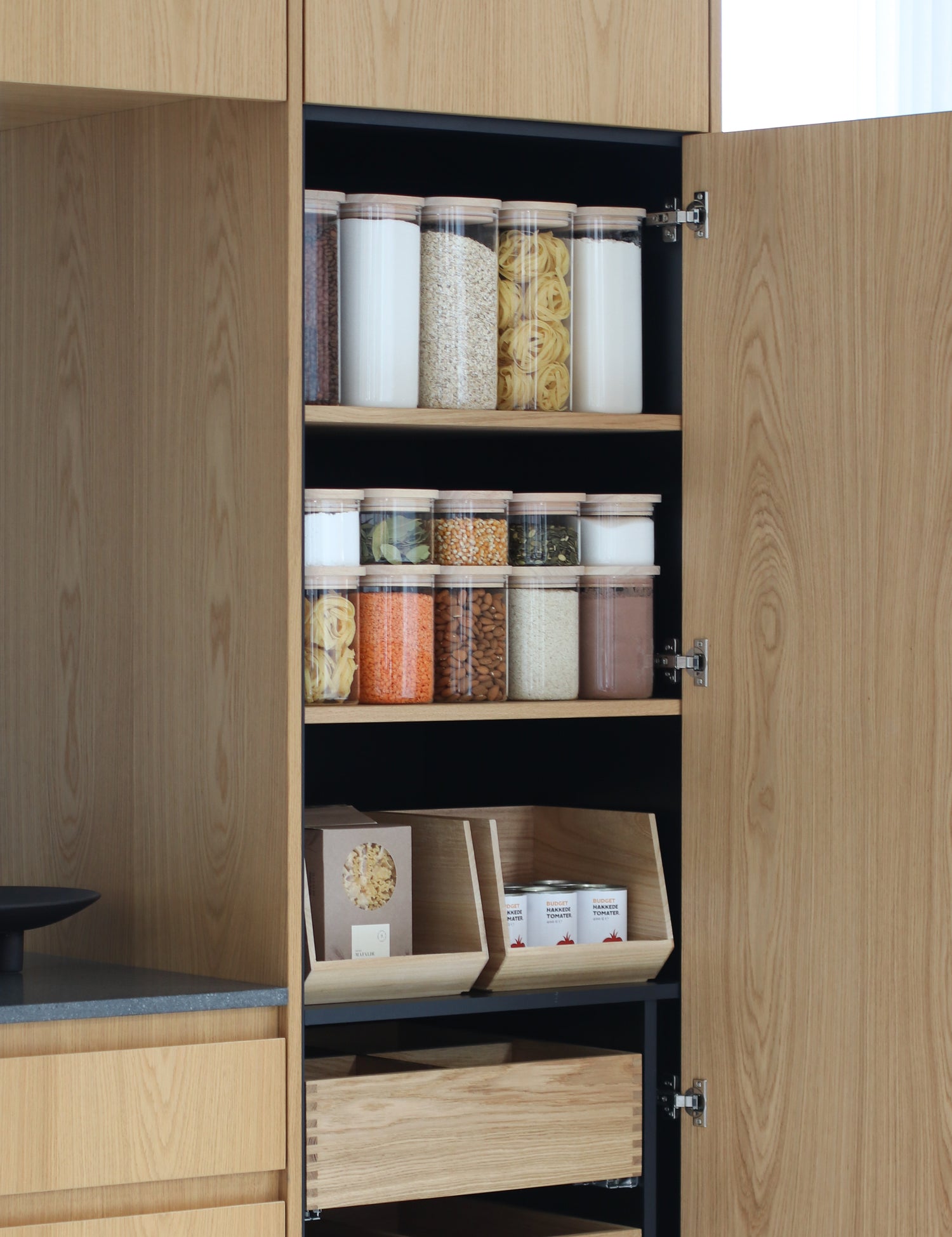 Opbevaringskasse med låg - Få ro, overblik og mere plads