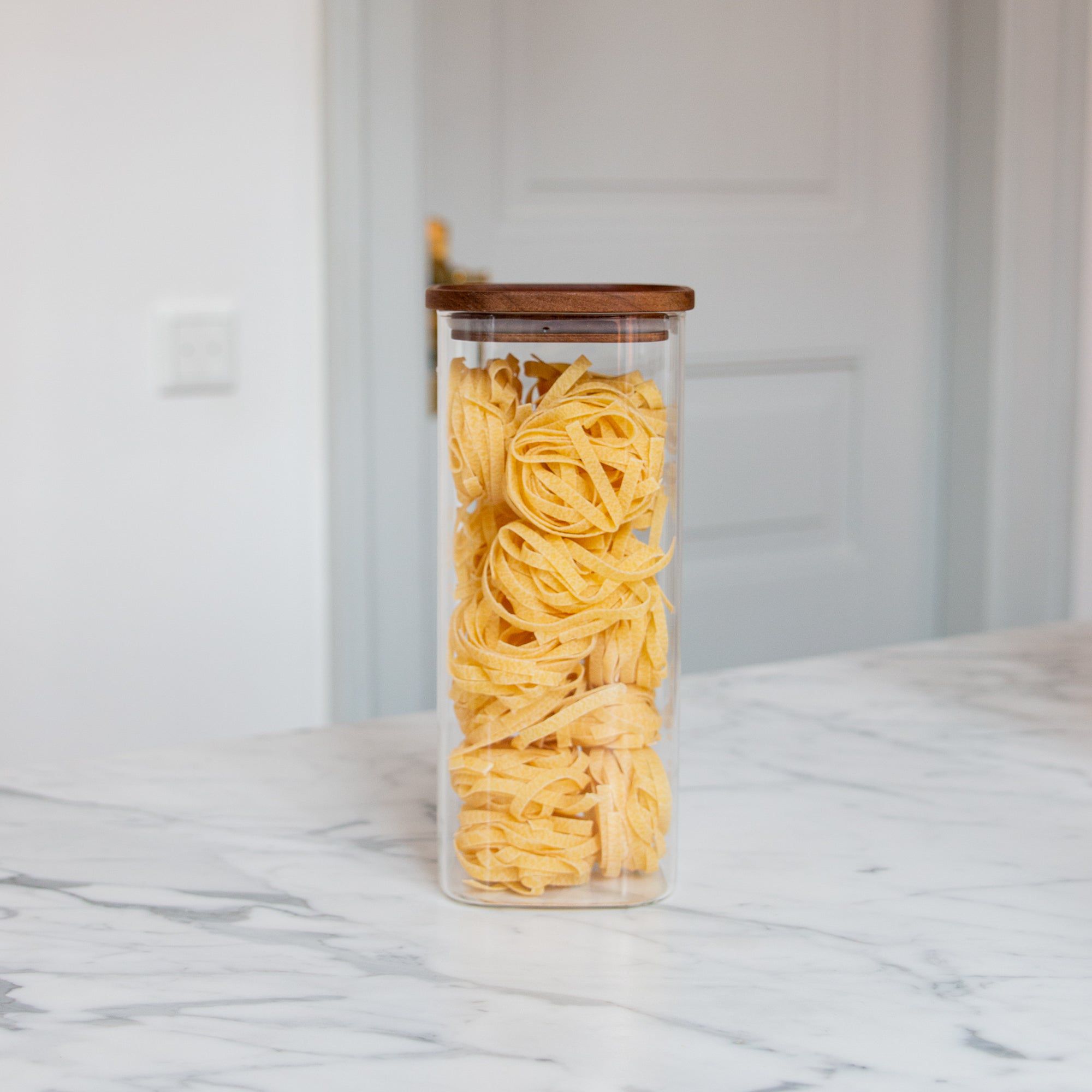 Opbevaringsglas Opbevaringsglas med akacie trælåg firkantet 1800 ml aestetisk ele living