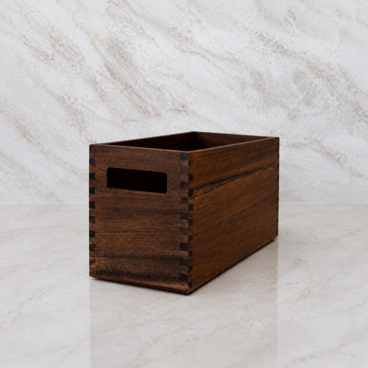 Wooden box, oblong, tall, acacia I élé living