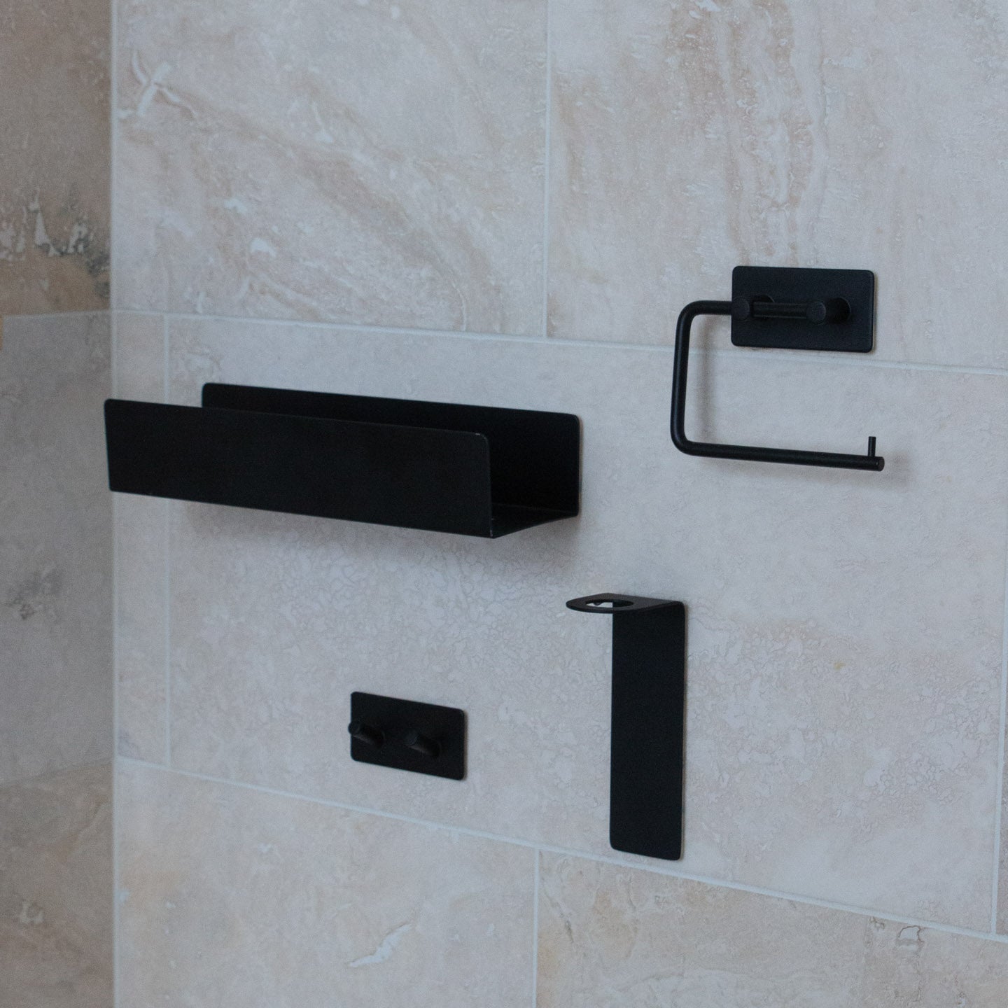 Packaging solution self-adhesive series matte black I élé living