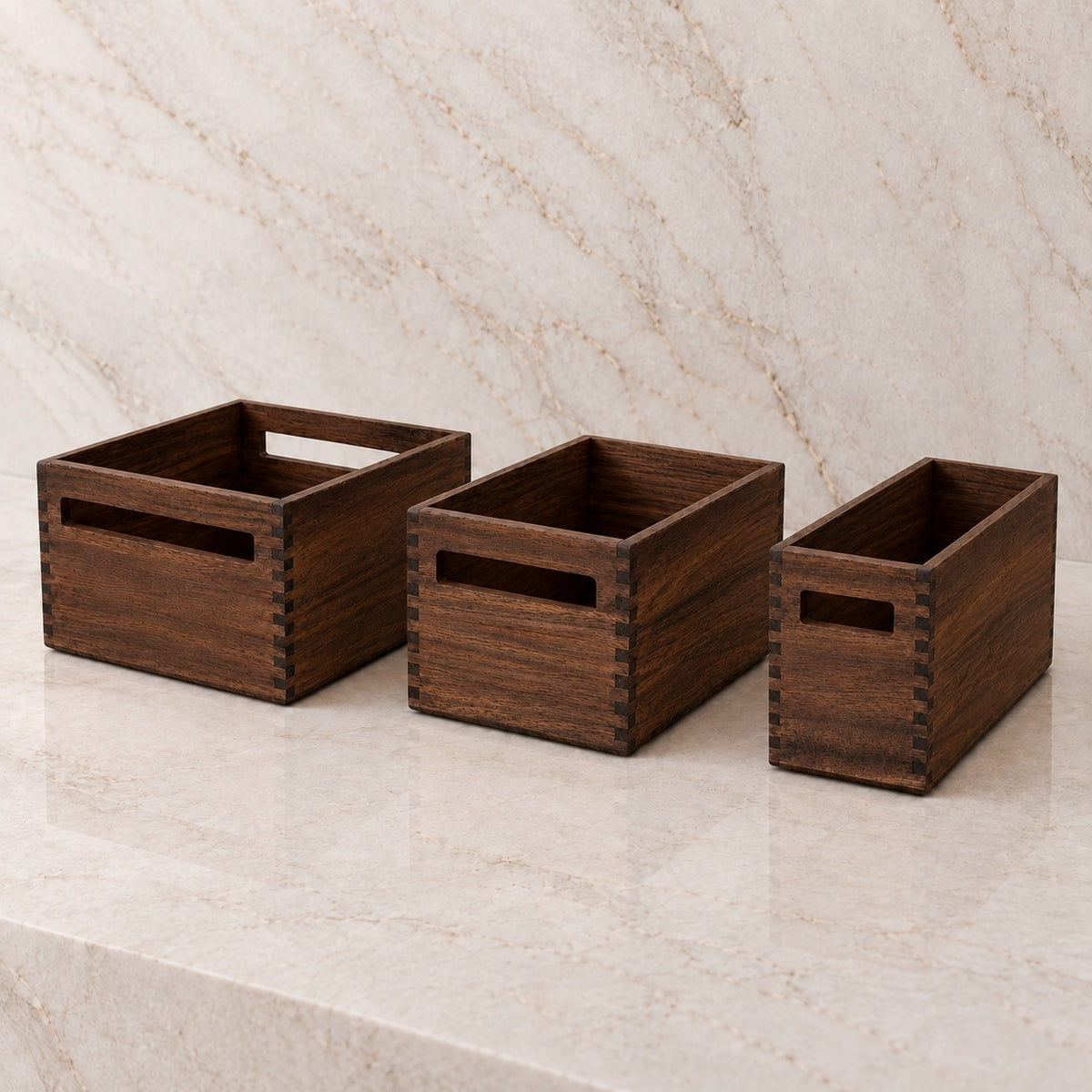 Acacia Wooden Box-pakkeløsning med én Square, én Wide og én Slim i mørkt akacietræ
